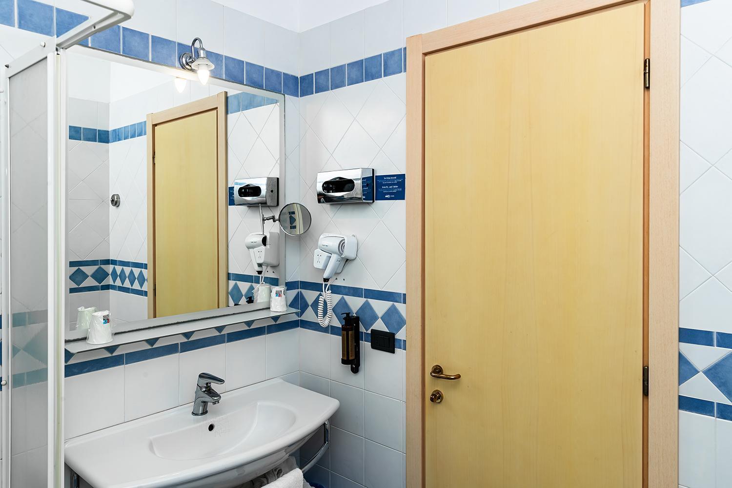 Double or Twin Room,1657137088:JPEG